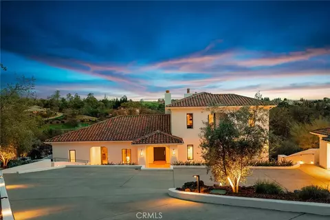 3 Hill Oak Cmns, Chico, CA 95928
