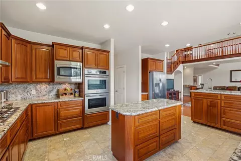 Kitchen - 10197 Lott Rd, Durham, CA 95938 photo 3 of 8