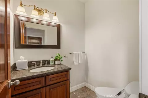 Bath - 10197 Lott Rd, Durham, CA 95938 photo 5 of 5