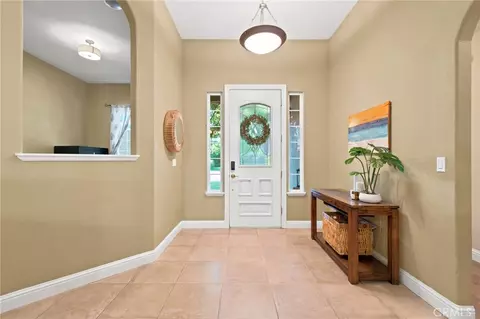 Entry Way - 473 Windham Way, Chico, CA 95973 photo 1 of 3