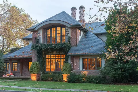1095 Woodland Ave, Chico, CA 95928