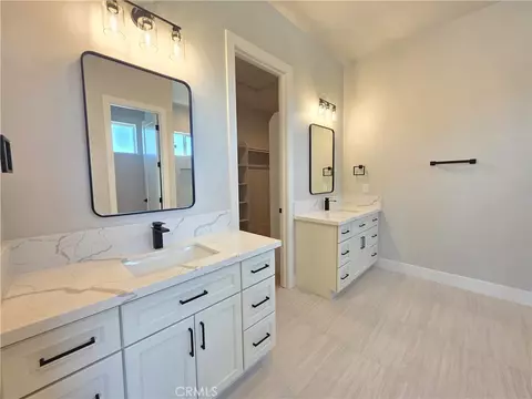 Bath - 1 Stepping Stone Ct, Oroville, CA 95966 photo 2 of 5
