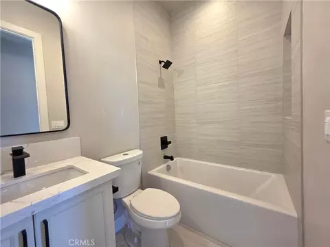 Bath - 1 Stepping Stone Ct, Oroville, CA 95966 photo 4 of 5