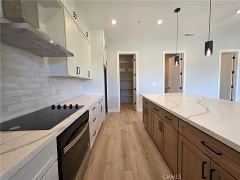 Kitchen - 1 Stepping Stone Ct, Oroville, CA 95966 photo 2 of 3