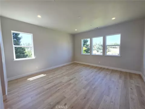 Living - 1 Stepping Stone Ct, Oroville, CA 95966 photo 3 of 4