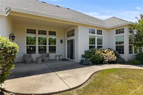 Exterior - 424 Windham Way, Chico, CA 95973 photo 3 of 9