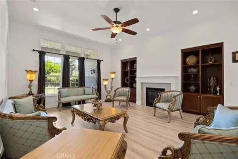 Living - 424 Windham Way, Chico, CA 95973 photo 1 of 1