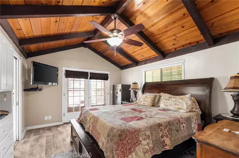 Bedroom - 9857 Lott Rd, Durham, CA 95938 photo 2 of 2