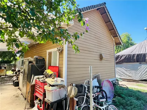 Exterior - 5524 E Commercial, Chico, CA 95973 photo 11 of 24