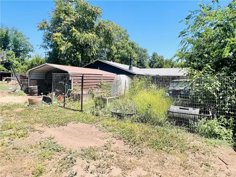 Exterior - 5524 E Commercial, Chico, CA 95973 photo 21 of 24