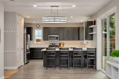 Kitchen - 23 Bentwater Loop, Chico, CA 95973 photo 2 of 4