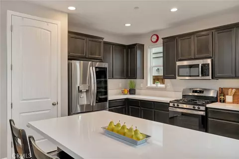 Kitchen - 23 Bentwater Loop, Chico, CA 95973 photo 4 of 4