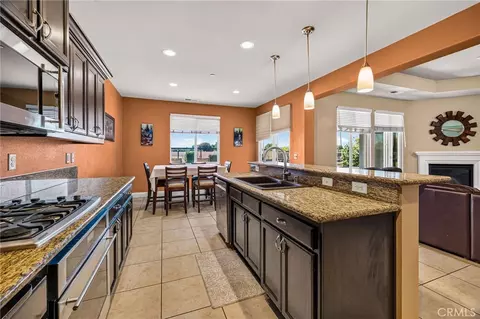 Kitchen - 69 Abbott Cir, Chico, CA 95973 photo 6 of 7