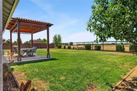 Exterior - 69 Abbott Cir, Chico, CA 95973 photo 6 of 11