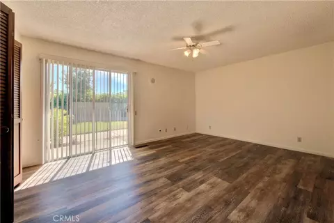Living - 11 Greenview Cir, Chico, CA 95928 photo 10 of 10