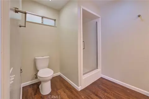 Bath - 11 Greenview Cir, Chico, CA 95928 photo 1 of 7