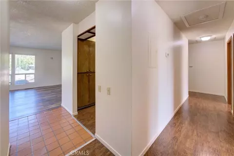 Entry Way - 11 Greenview Cir, Chico, CA 95928 photo 4 of 5