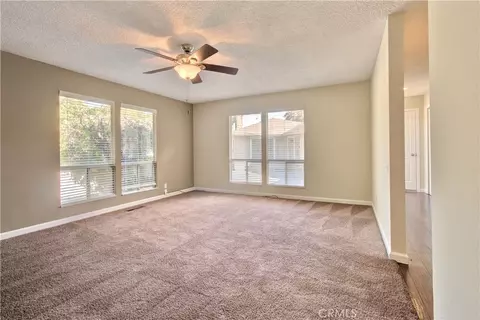 Living - 11 Greenview Cir, Chico, CA 95928 photo 1 of 10