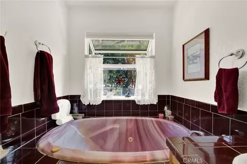 Bath - 1880 Inghram, Corning, CA 96021 photo 2 of 2