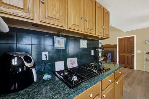 Kitchen - 1880 Inghram, Corning, CA 96021 photo 5 of 10