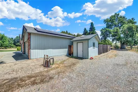 Exterior - 1880 Inghram, Corning, CA 96021 photo 14 of 29