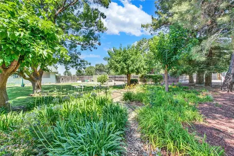 Exterior - 1880 Inghram, Corning, CA 96021 photo 6 of 29