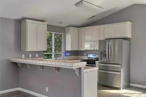 Kitchen - 365 Yarrow Dr, Chico, CA 95928 photo 1 of 3