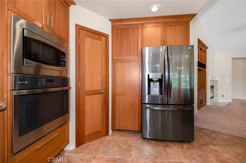 Kitchen - 1740 Vinson Dr, Redding, CA 96003 photo 4 of 4