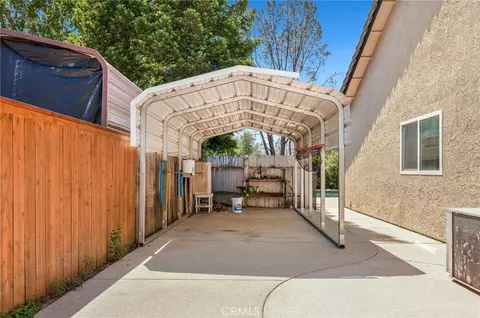 Exterior - 1740 Vinson Dr, Redding, CA 96003 photo 5 of 10