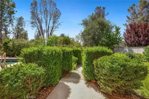 Exterior - 1740 Vinson Dr, Redding, CA 96003 photo 9 of 10
