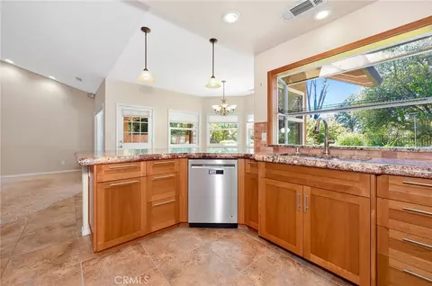 Kitchen - 1740 Vinson Dr, Redding, CA 96003 photo 3 of 4