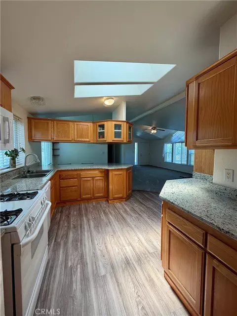 Kitchen - 7340 Perfect Cir, Gerber, CA 96035 photo 5 of 5