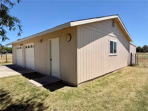 Exterior - 7340 Perfect Cir, Gerber, CA 96035 photo 4 of 14