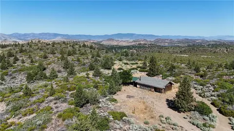 Exterior - 7021 Quarry Rd, Weed, CA 96094 photo 6 of 6