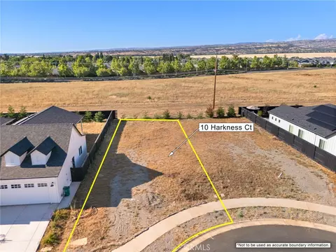 10 Harkness Ct, Chico, CA 95973
