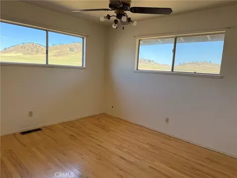 Bedroom - 12920 Toomes Cp, Paskenta, CA 96074 photo 2 of 3