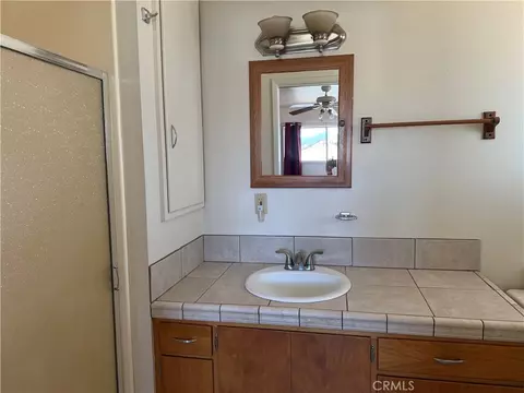 Bath - 12920 Toomes Cp, Paskenta, CA 96074 photo 2 of 2