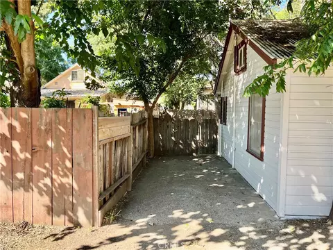 Exterior - 1326 Mulberry, Chico, CA 95928 photo 9 of 19