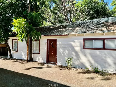 Exterior - 1326 Mulberry, Chico, CA 95928 photo 5 of 17