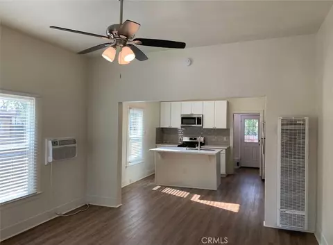 Living - 1326 Mulberry, Chico, CA 95928 photo 2 of 7