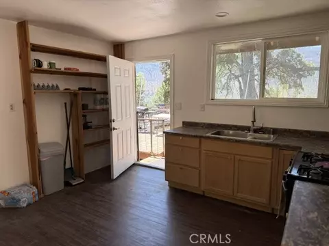 Kitchen - 24 N Apt 35 Rd Paskenta, Paskenta, CA 96074 photo 2 of 2