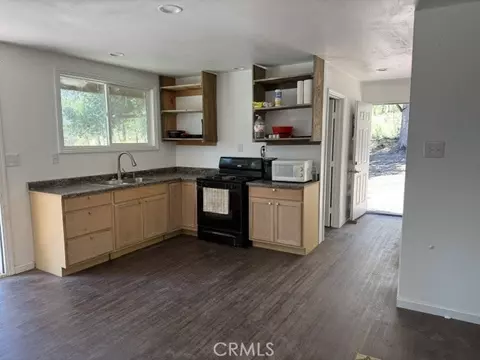 Kitchen - 24 N Apt 35 Rd Paskenta, Paskenta, CA 96074 photo 1 of 2