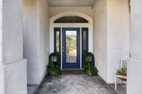 Entry Way - 165 Gurnsey, Red Bluff, CA 96080 photo 1 of 4