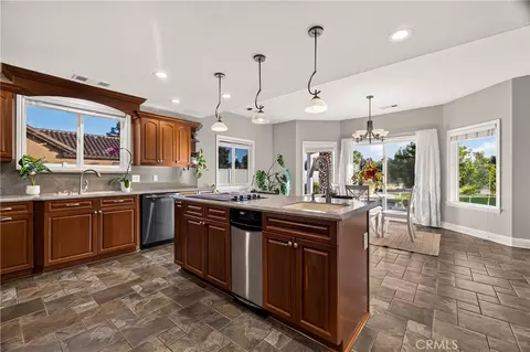 Kitchen - 165 Gurnsey, Red Bluff, CA 96080 photo 5 of 5
