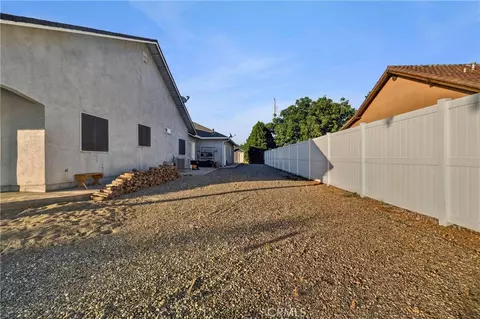 Exterior - 165 Gurnsey, Red Bluff, CA 96080 photo 12 of 16