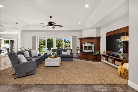 Living - 165 Gurnsey, Red Bluff, CA 96080 photo 1 of 3