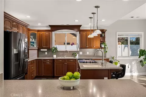 Kitchen - 165 Gurnsey, Red Bluff, CA 96080 photo 2 of 5