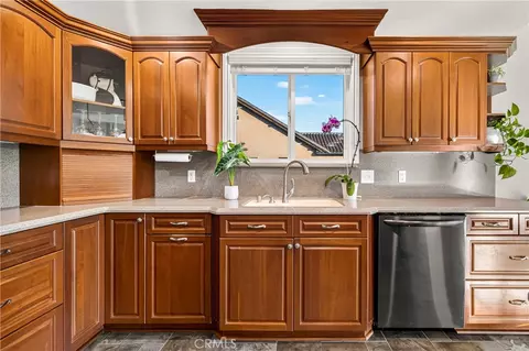 Kitchen - 165 Gurnsey, Red Bluff, CA 96080 photo 3 of 5