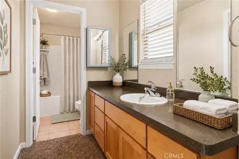 Bath - 1978 Bluffs, Oroville, CA 95965 photo 2 of 3