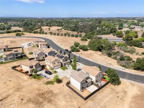 View/Area - 1978 Bluffs, Oroville, CA 95965 photo 3 of 4